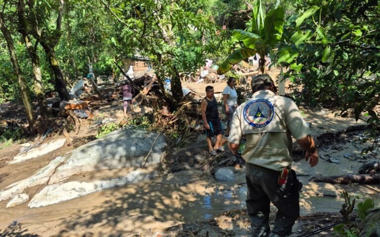 Huracán Polo deja cinco personas desaparecidas en Jalisco
