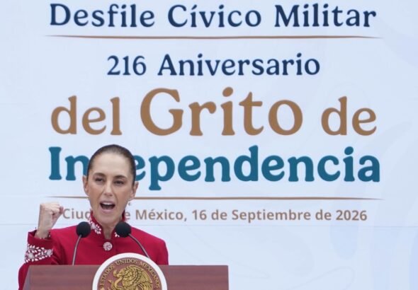 ‘México no se doblega, no se arrodilla y nunca se vende’: Sheinbaum
