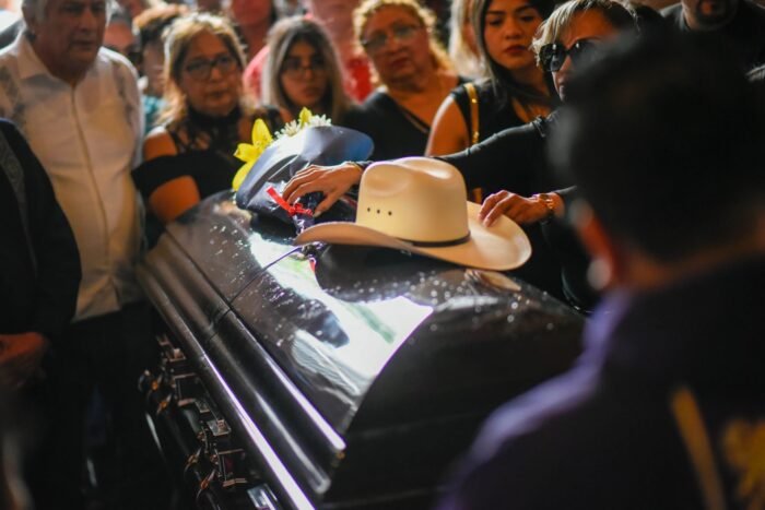 Sepultaron en Río Blanco al diputado morenista Zenyazén Escobar