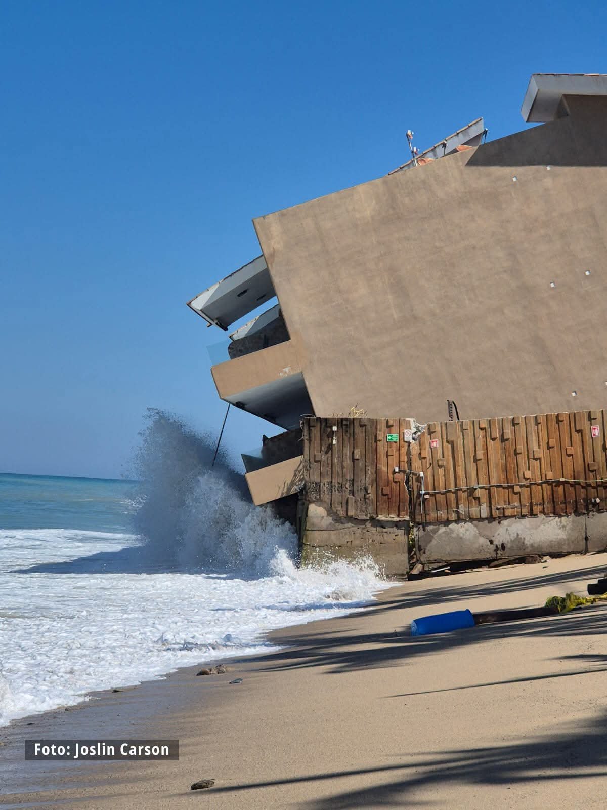 Colapsa Punta Paraíso, desarrollo irregular en Nayarit
