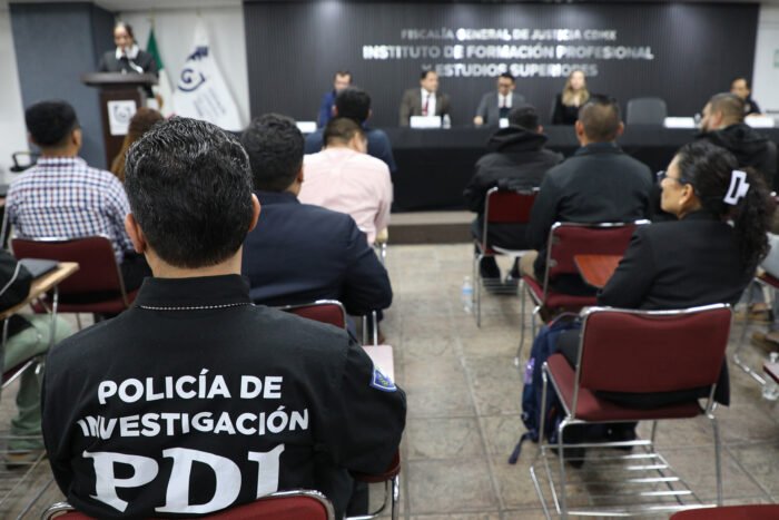 Especialistas de la ATF de EE.UU