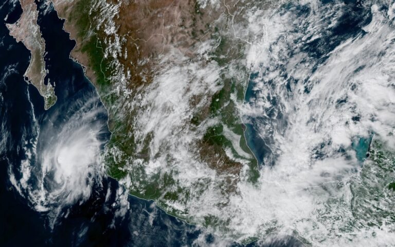 Fuertes lluvias dejan al menos 10 muertos en Veracruz