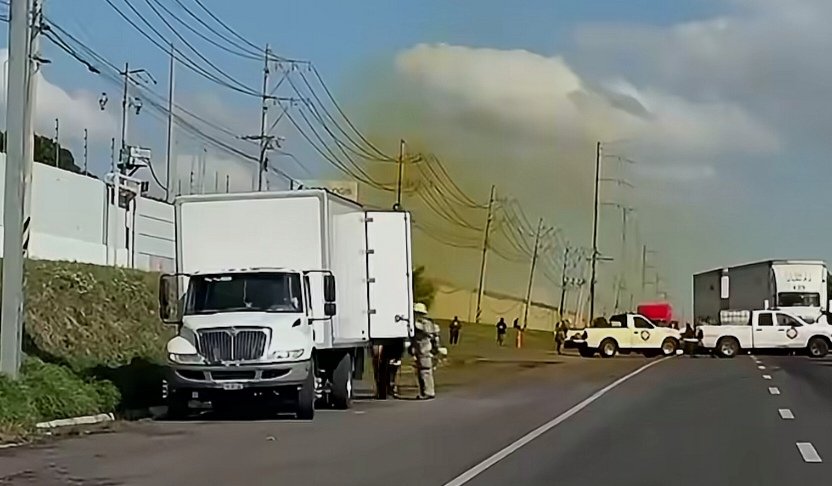 Fuga de ácido nítrico moviliza a autoridades en Jalisco
