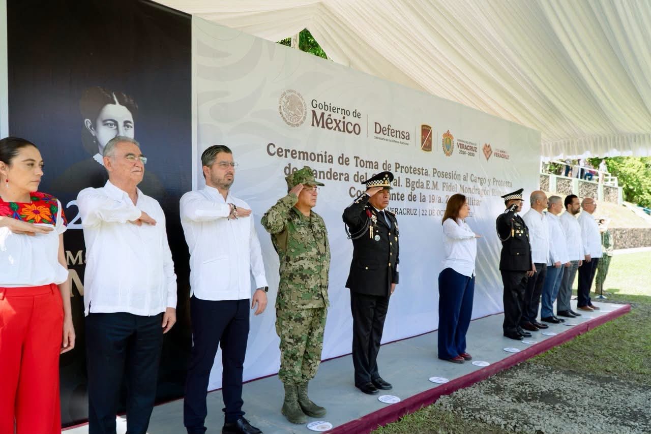 Rocio Nahle y Daniel Cortina en gira de trabajo por Tuxpan