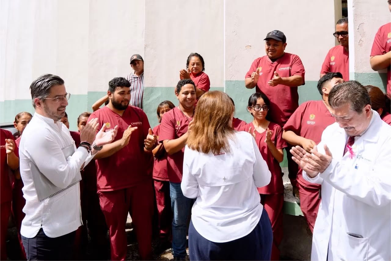 Rocio Nahle y Daniel Cortina en gira de trabajo por Tuxpan