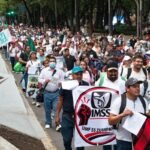IMSS propondrá una nueva oferta salarial: Sheinbaum