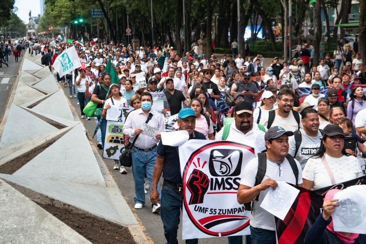IMSS propondrá una nueva oferta salarial: Sheinbaum