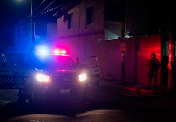 Pobladores se llevan a dos detenidos por feminicidio en Ostuacán, Chiapas; uno muere tras agresiones
