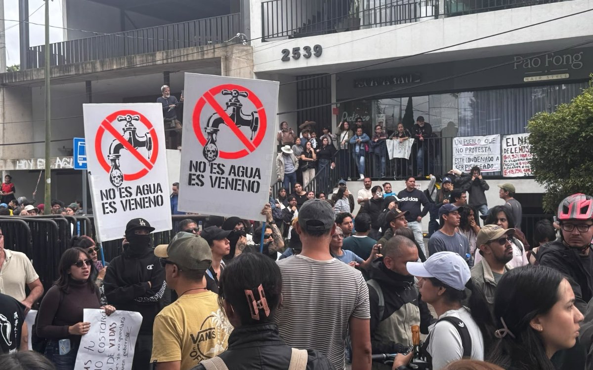 Sheinbaum pide aclarar detenciones tras protesta por agua contaminada en Jalisco