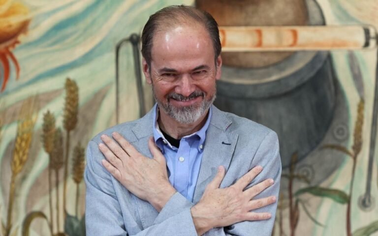 Villoro: Necesitamos más presupuesto para la ciencia, cultura, educación y salud